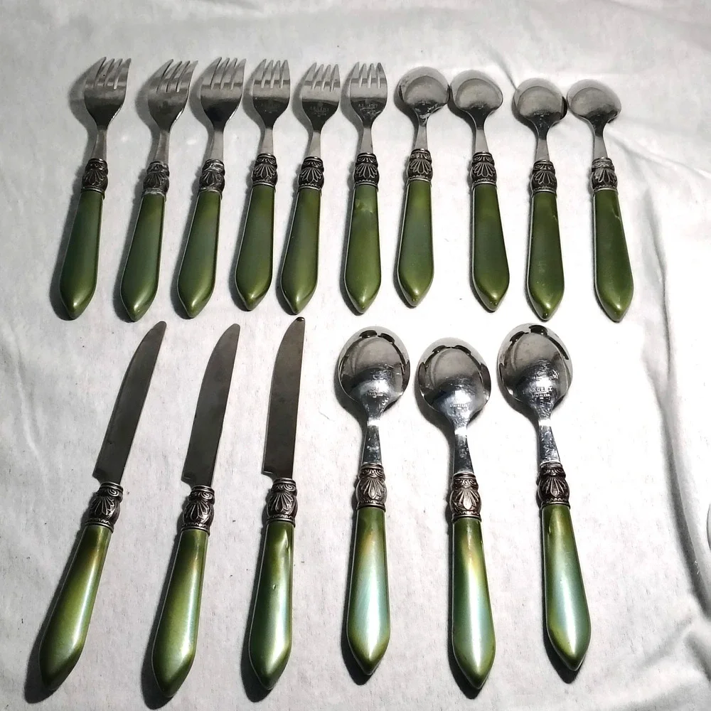 16 Argent Orfevres Green Spoon Fork Knife Sophia Pattern Stainless Steel 188 VTG